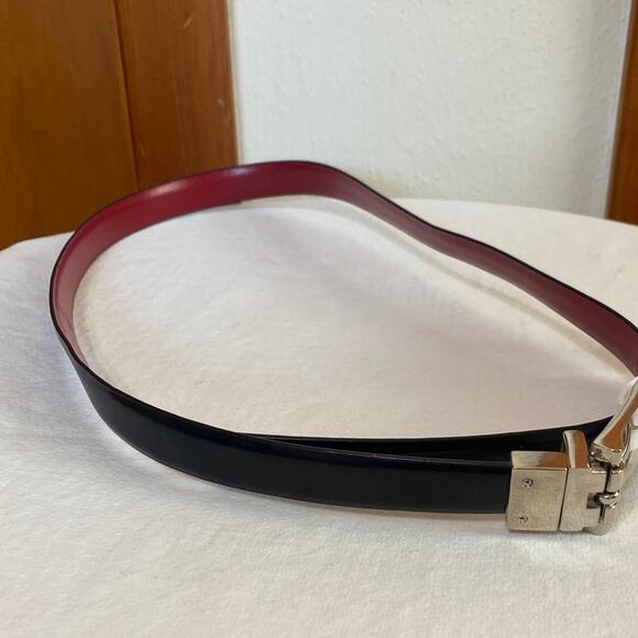 Nanette Lepore Cherry Red 3/4” Wide Belt Reversible to Black Silver Buckle 34” L - Picture 6 of 8